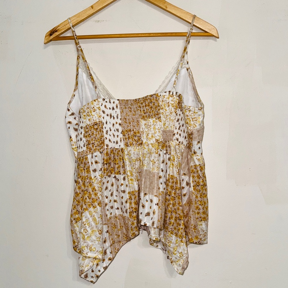 American Eagle Outfitters V-Neck Paisley Cami Tank Top Yellow White Size L - Picture 2 of 4